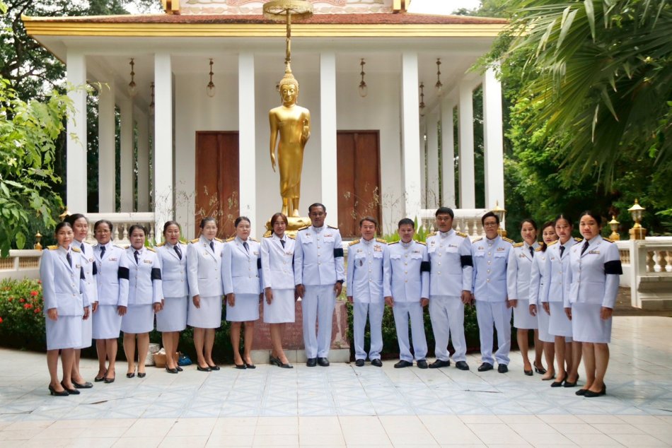ร่วมพิธีเจริญพระพุทธมนต์และทำบุญตักบาตรถวายพระราชกุศล เนื่องในโอกาสวันเฉลิมพระชนมพรรษา ๔ รอบ สมเด็จพระเจ้าลูกเธอ เจ้าฟ้าพัชรกิติยาภา นเรนทิราเทพยวดี กรมหลวงราชสาริณีสิริพัชร มหาวัชรราชธิดา  ณ วัดกุดเรือคำ...